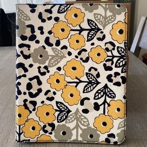 Vera Bradley iPad case. Good condition.